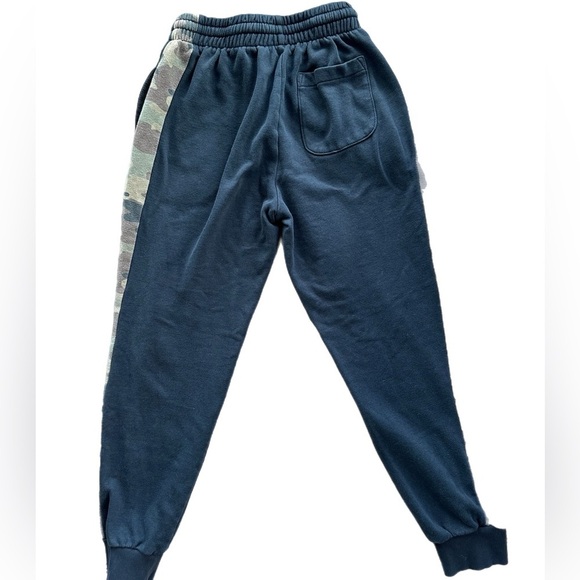 Joe Fresh Boys Black  Camo Joggers/Sweatpants Size 10-12 - Picture 2 of 4